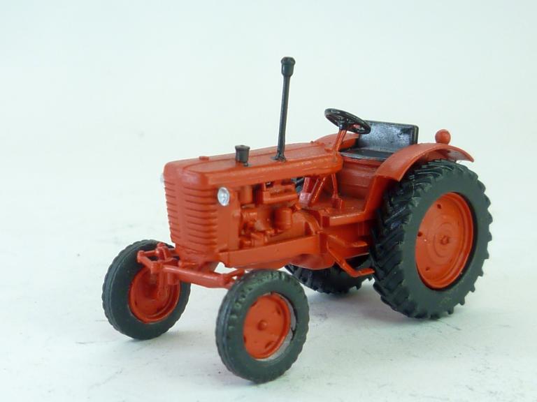 Belarus MTS5 ohne Kabine rot